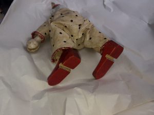 Schoenhut clown feet