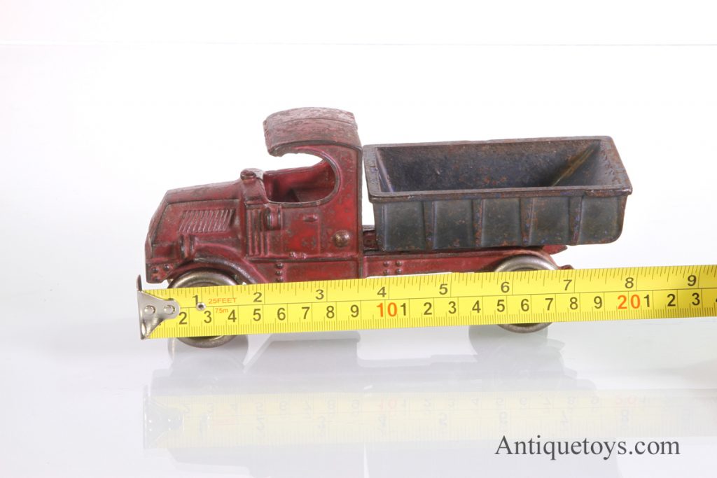 Champion Cast Iron Dump Truck *SOLD* - AntiqueToys.com - Antique Toys ...