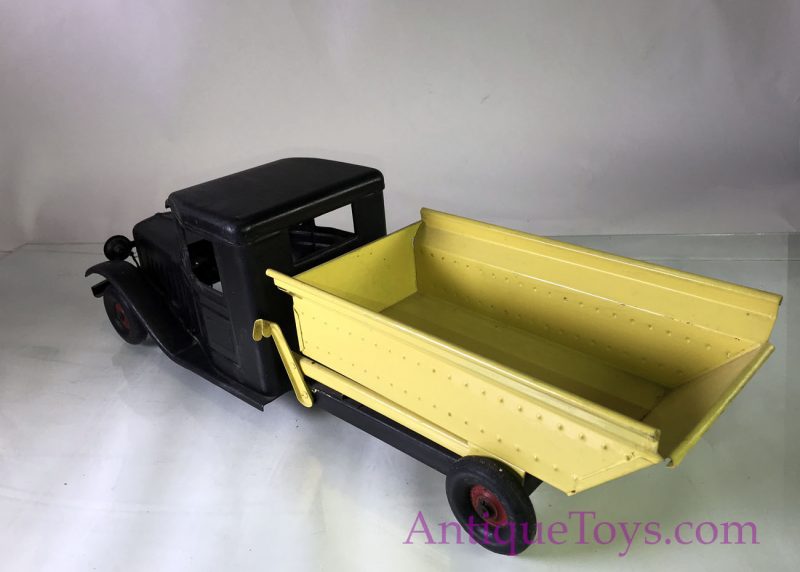 Cor-Cor Dump Truck in Black and Yellow <FONT COLOR="ff000 ">*SOLD*</font> - Image 5