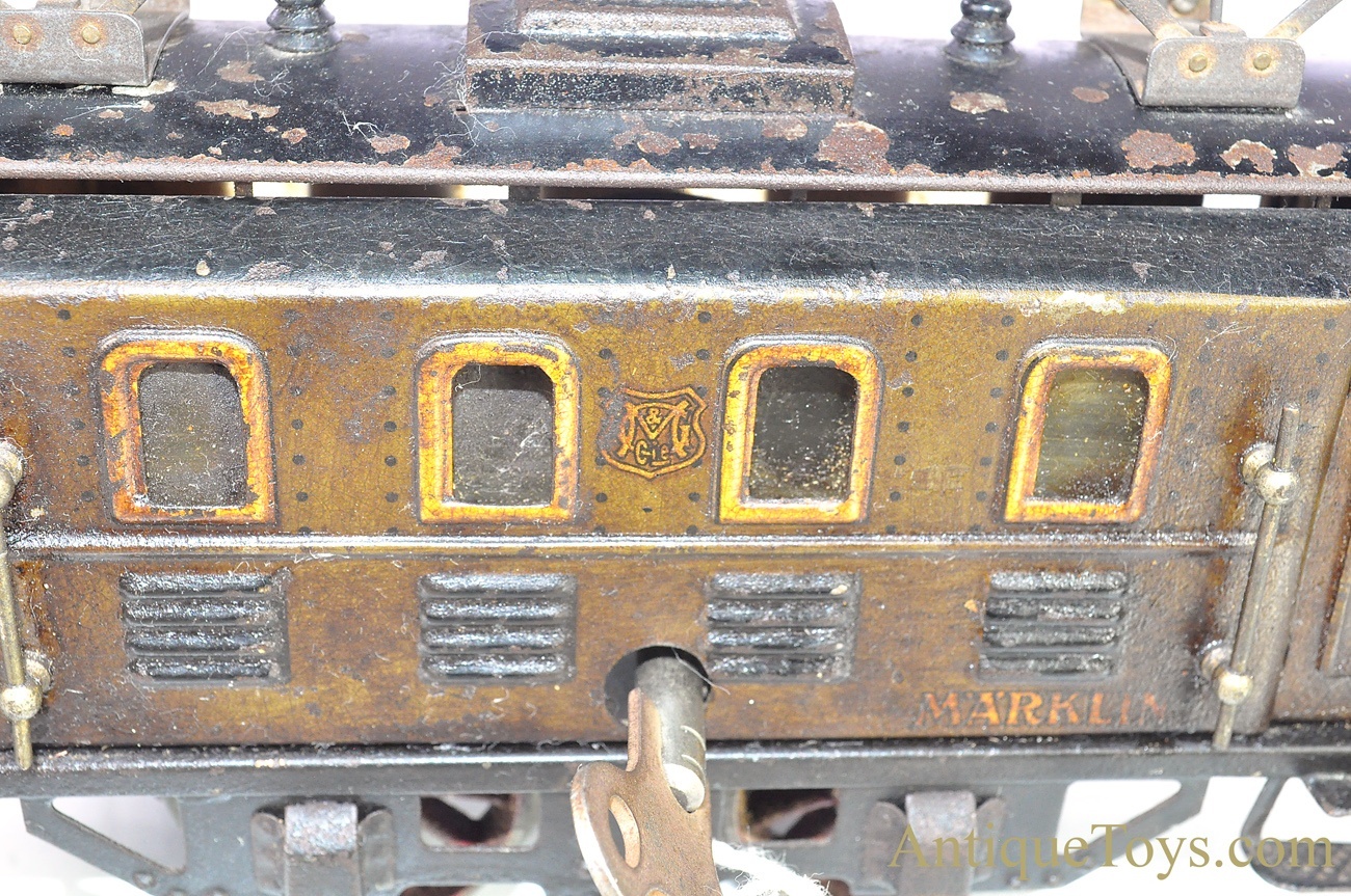 Marklin/Gebrüder Marklin Tin Lithographed Windup “Electric” RS 950  Passenger Train Car O Gauge *SOLD* -  - Antique Toys for Sale