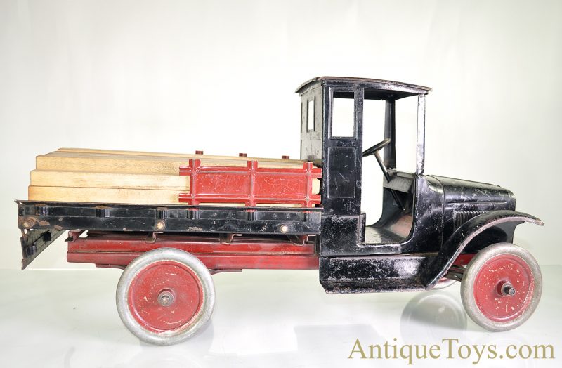 Buddy L Rare ca. 1927 Pressed Steel Lumber Truck 203A <FONT COLOR="ff000 ">*SOLD*</font> - Image 4