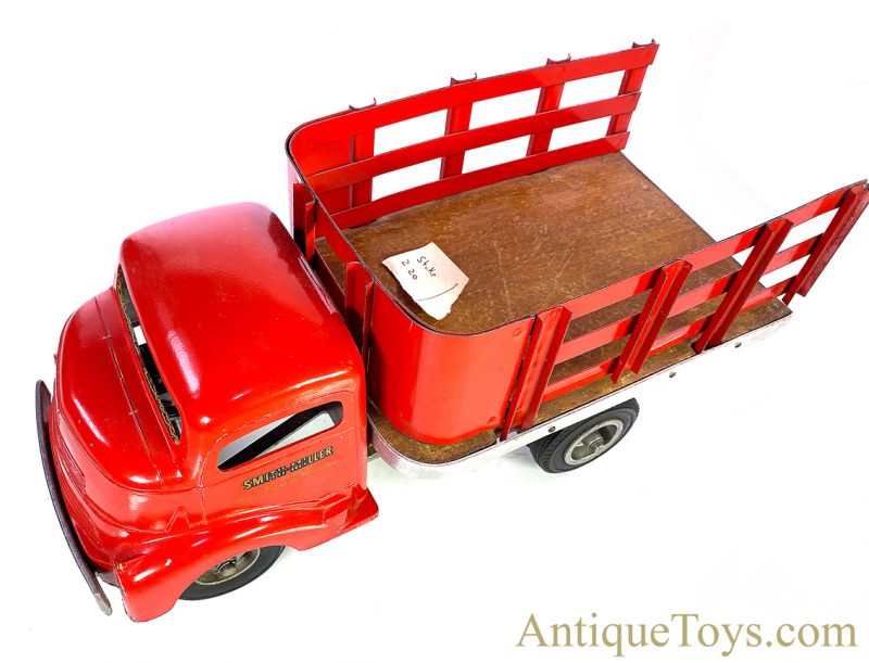 Original Smith-Miller, Inc. “Smitty Toys” Wooden Bed Stake Truck <FONT COLOR="ff000 ">*SOLD*</font> - Image 3