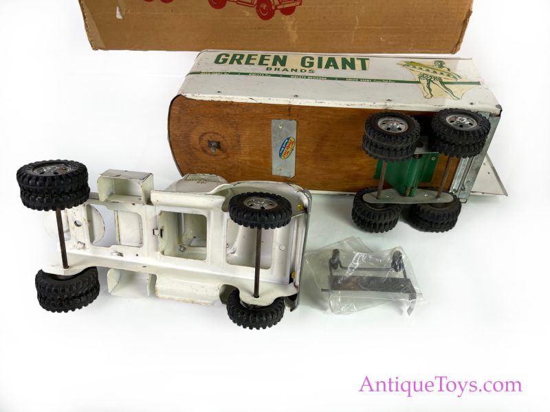 Green Giant Tonka Truck with Box Toy <FONT COLOR="ff000 ">*SOLD*</font> - Image 5