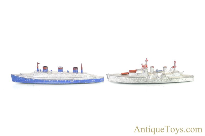 TootsieToy Diecast Ships Set of 4 <FONT COLOR="ff000 ">*SOLD*</font> - Image 4