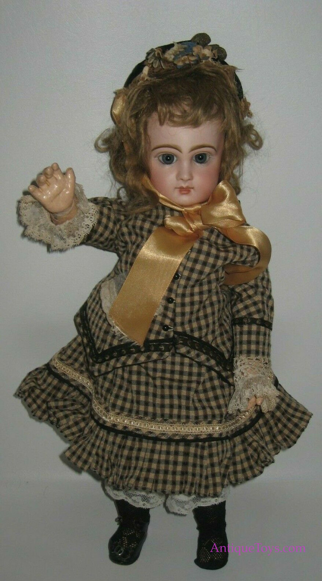 French Mignonette Bisque Doll, ca. 1880, Antiques Roadshow