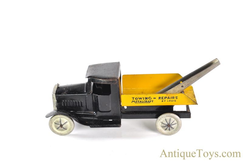 Metalcraft Corp. Pressed Steel St. Louis Towing-Repairs Tow Truck <FONT COLOR="ff000 ">*SOLD*</font> - Image 3