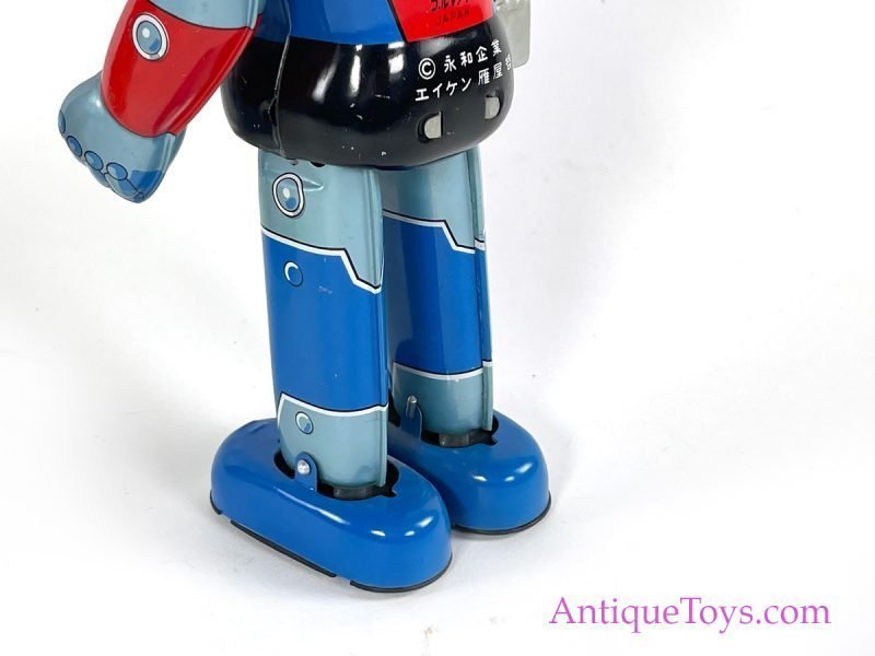 UFO DaiApollon Football Robot Tin Windup <FONT COLOR="ff000 ">*SOLD*</font> - Image 6