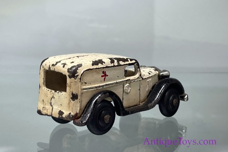 Arcade Toys Cast Iron Ambulance <FONT COLOR="ff000 ">*SOLD*</font> - Image 6