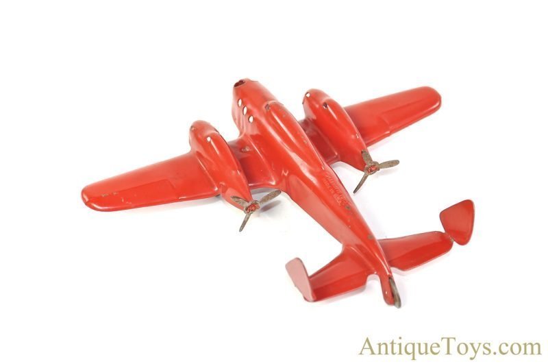 Wyandotte Toys ca. 1938-1941 Pressed Steel #209 Army Transport Plane "Airacuda" Airplane for Sale <FONT COLOR="ff000 ">*SOLD*</font> - Image 3