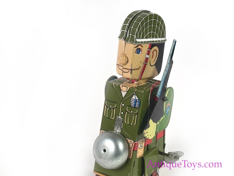 Yonezawa Vintage ca. 1960s Tin Lithographed Windup "Mechanical Soldier on Parade: Army" <FONT COLOR="ff000 ">*SOLD*</font> - Image 9