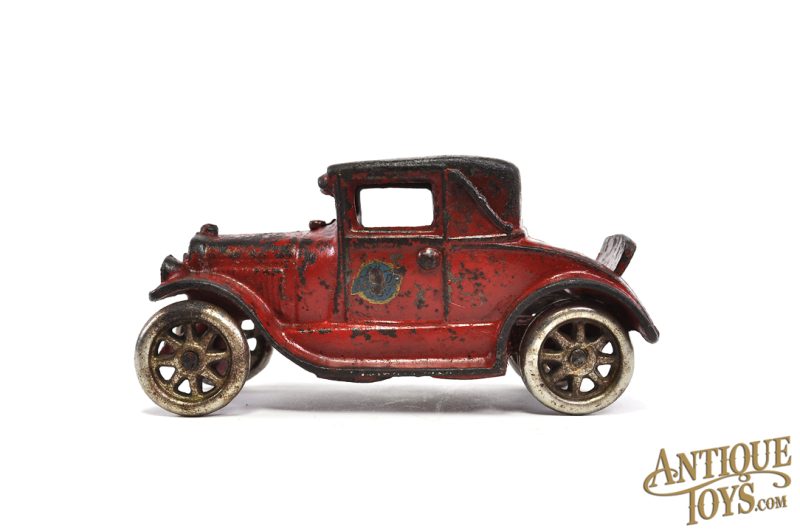 Arcade ca. 1930’s Cast Iron No. 116X Ford Coupe with Rumble Seat 5″ <FONT COLOR="ff000 ">*SOLD*</font>